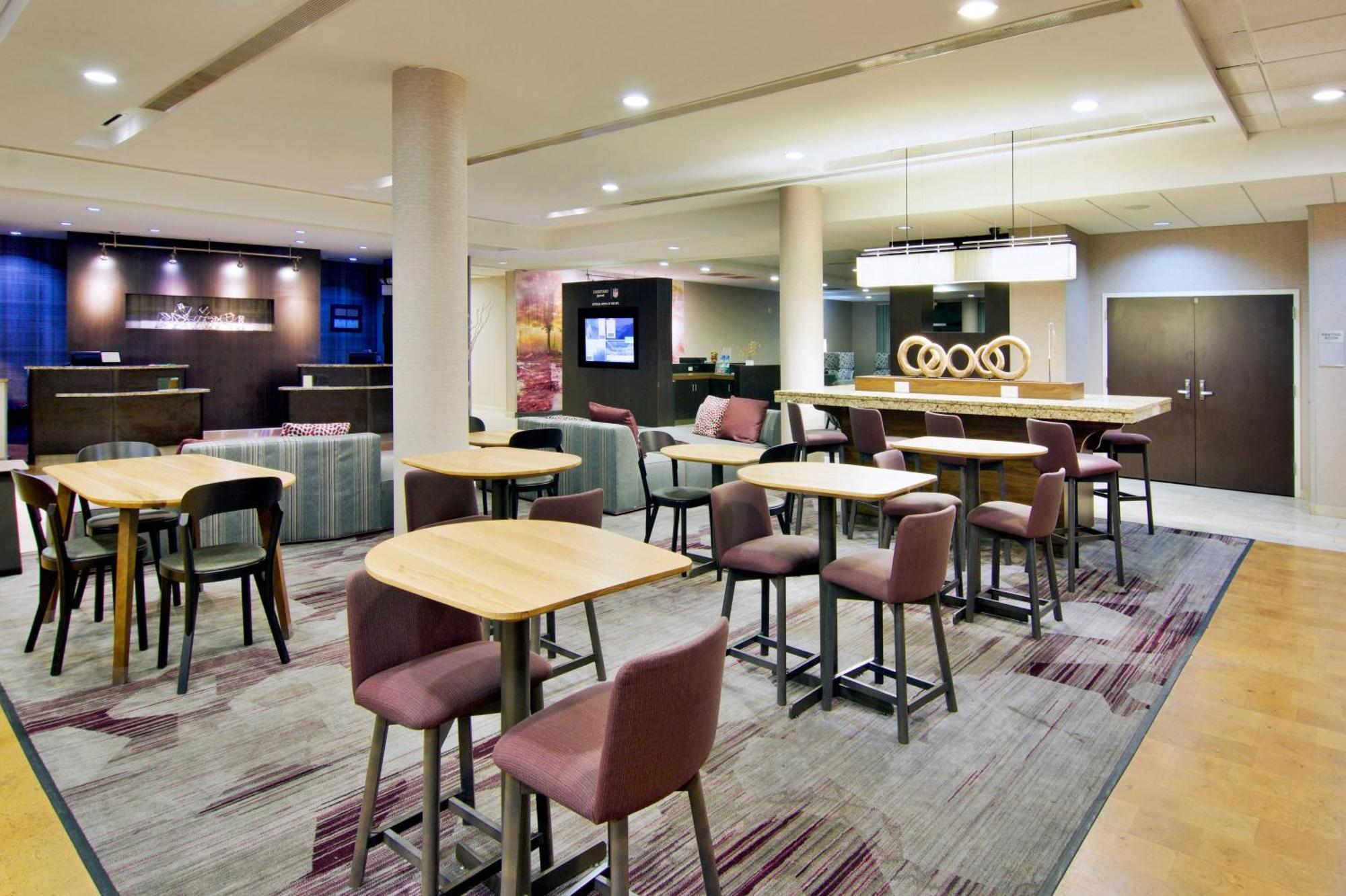 Courtyard By Marriott Clarksville Extérieur photo