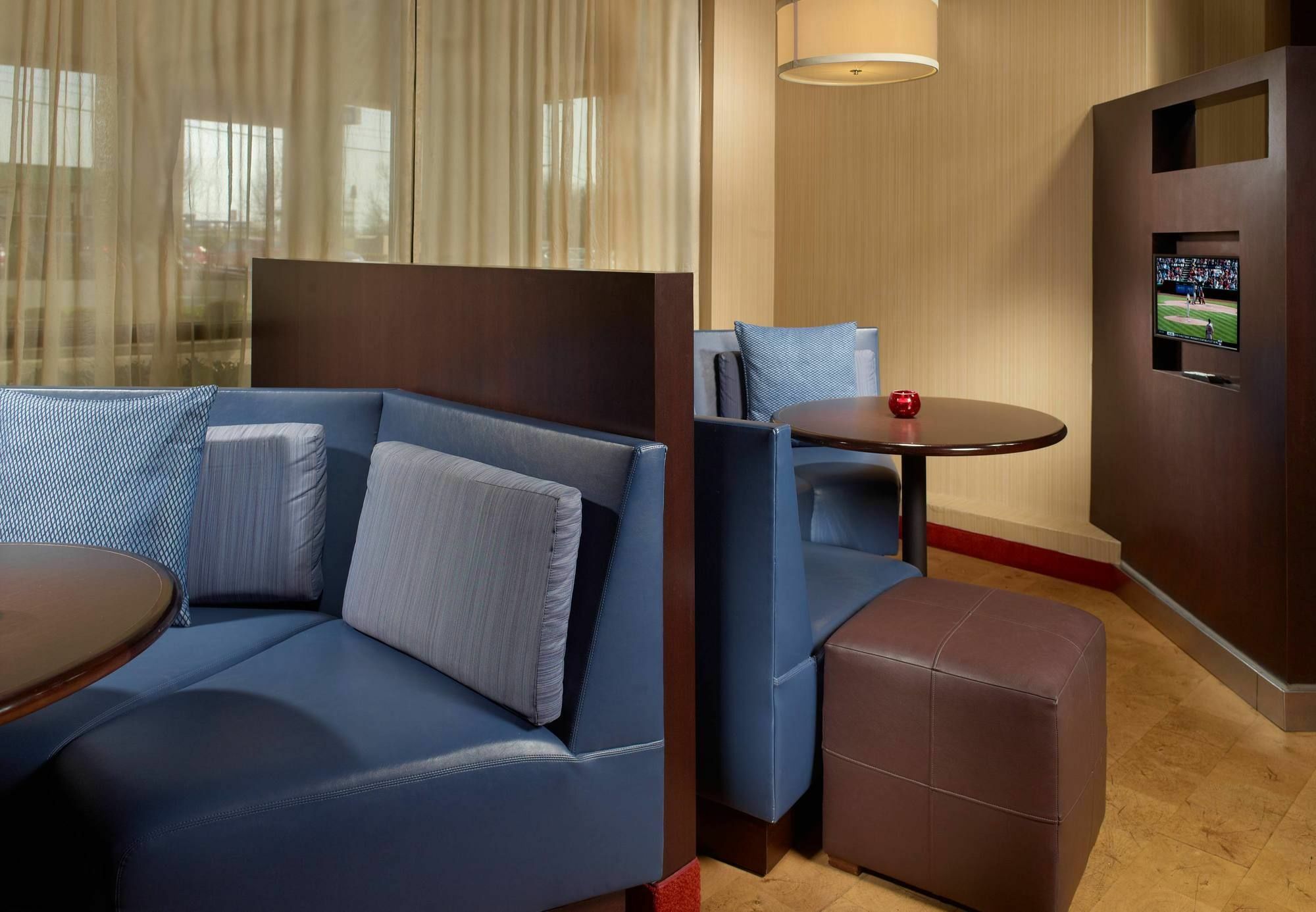 Courtyard By Marriott Clarksville Extérieur photo